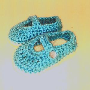 Hand crochet Baby shoes slippers booties